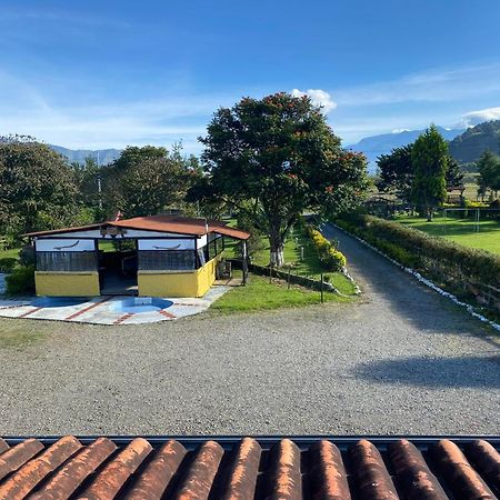 Finca Hotel Paraiso Urrao Exterior photo
