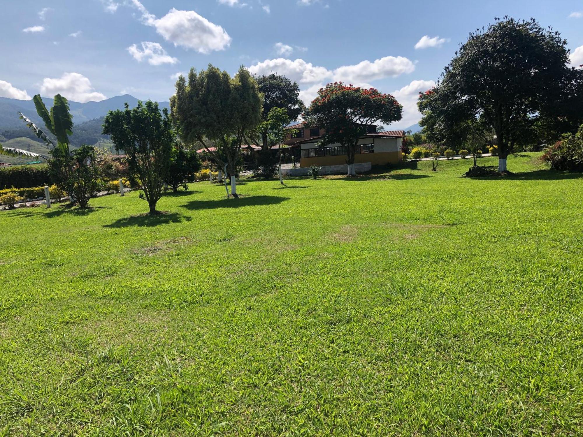Finca Hotel Paraiso Urrao Exterior photo